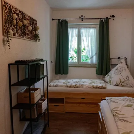 Adelia ميتنوالد